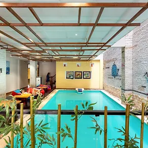 Harmony Old Town And Pool Bar Hoi An